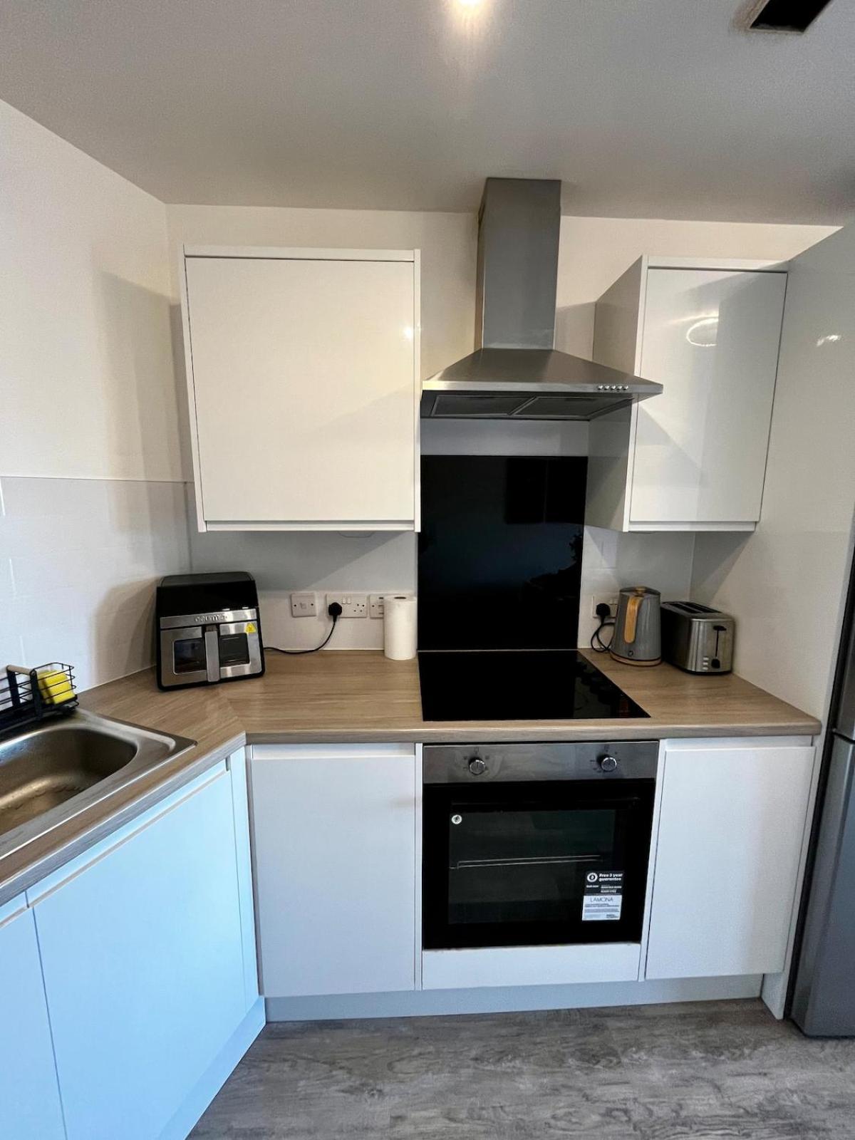 Apartment Chic 2-bed Flat - Coop Live & Ethiad *