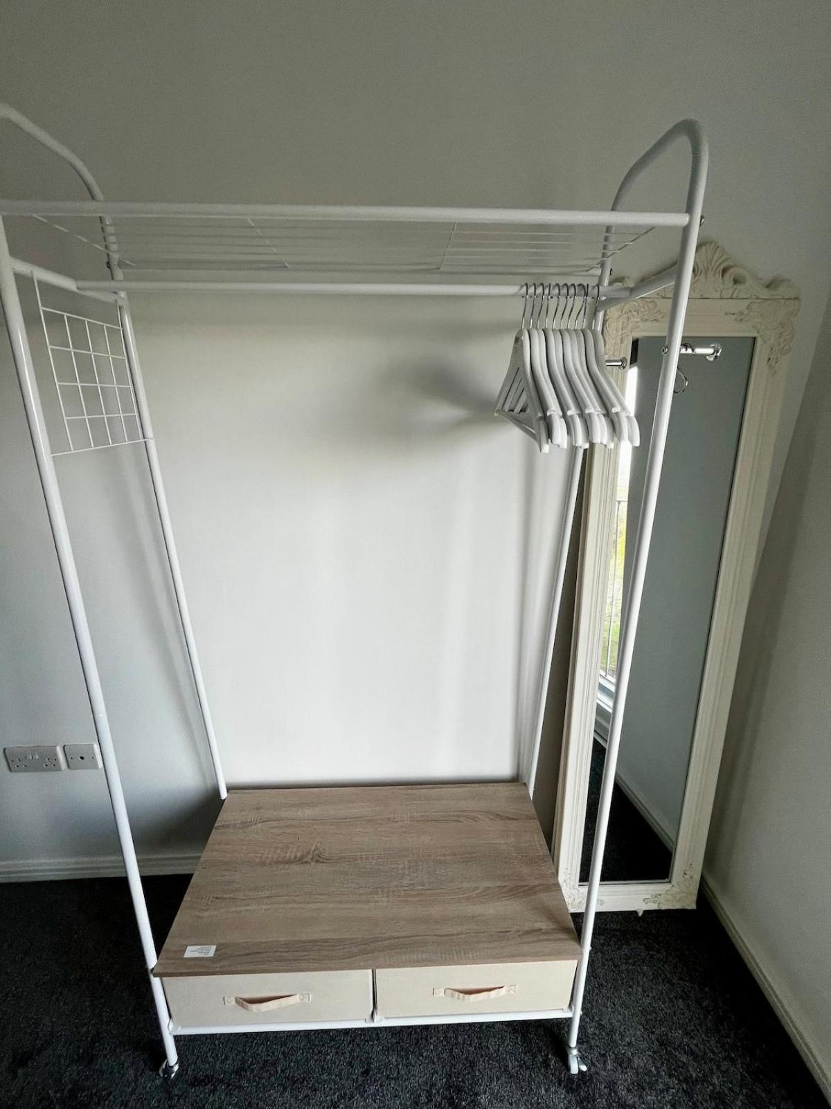 Chic 2-bed Flat - Coop Live & Ethiad