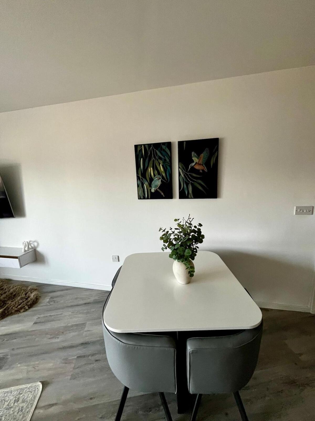 Apartment Chic 2-bed Flat - Coop Live & Ethiad Manchester