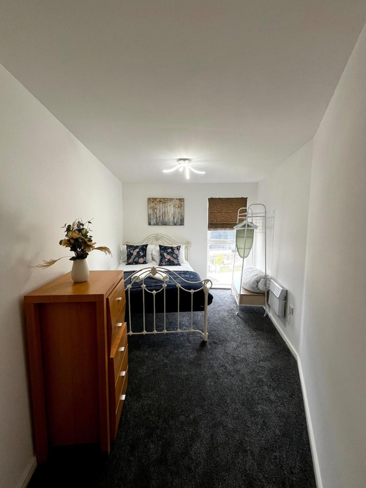 Apartment Chic 2-bed Flat - Coop Live & Ethiad